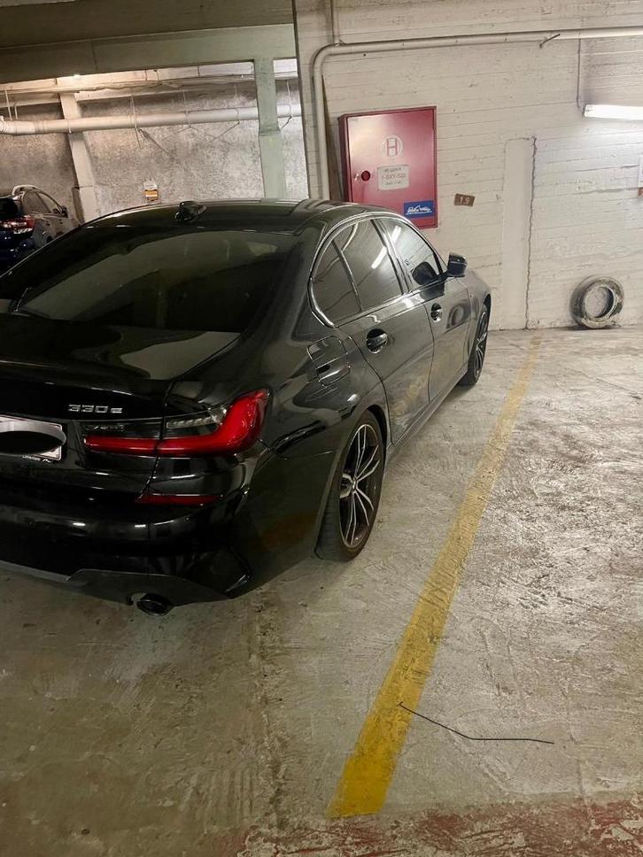 Place de parking Quartier Louise-Stéphanie-Chatelain, Immo, Garages en Parkeerplaatsen, Brussel