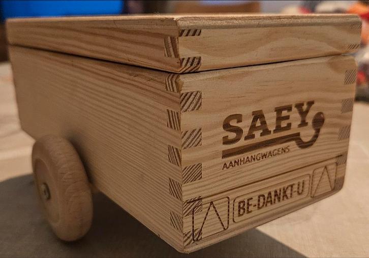 Saey aanhangwagens Terneuzen houten karretje
Dit, Verzamelen, Overige Verzamelen, Zo goed als nieuw, Ophalen of Verzenden