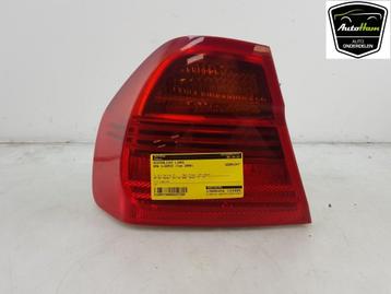 ACHTERLICHT LINKS BMW 3 serie (E90) (12-2004/12-2011) beschikbaar voor biedingen