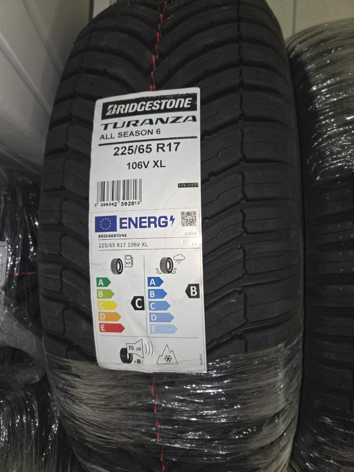 4 x Bridgestone Turanza All-Season 225 65 17 - NEW, Autos : Pièces & Accessoires, Pneus & Jantes, Pneu(s), 4 Saisons, 17 pouces