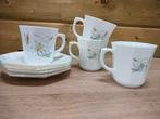 koffieservies Arcopal 'Petunia', Huis en Inrichting, Keuken | Servies, Ophalen of Verzenden, Zo goed als nieuw, Glas, Kop(pen) en/of Schotel(s)