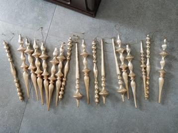 18 grote glazen ijspegels - verschillende modellen - 29cm beschikbaar voor biedingen