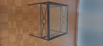 Salontafel  beschikbaar voor biedingen