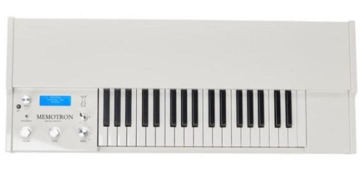 Manikin Electronic Memotron (incl. custom flightcase), Musique & Instruments, Synthétiseurs, Comme neuf, Autres nombres, Autres marques