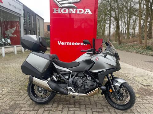 Honda NT1100 DCT (bj 2022), Motoren, Motoren | Honda, Bedrijf, Toermotor, meer dan 35 kW