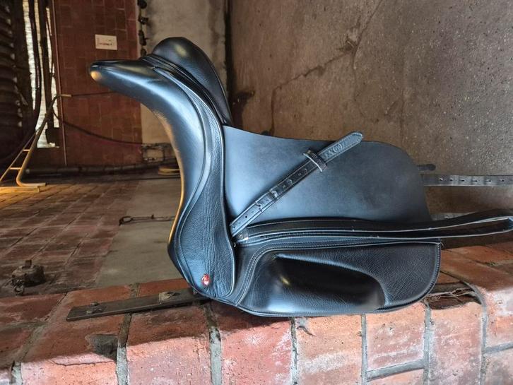 Kent en master s-line 17,5 inch, Dieren en Toebehoren, Paarden en Pony's | Zadels, Zo goed als nieuw, Ophalen