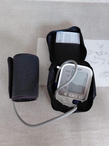 Omron bloeddrukmeter beschikbaar voor biedingen