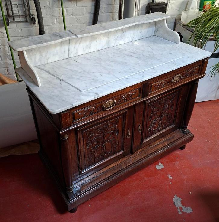 Antieke wastafel met witte marmer, Huis en Inrichting, Woonaccessoires | Kisten, Zo goed als nieuw, Ophalen