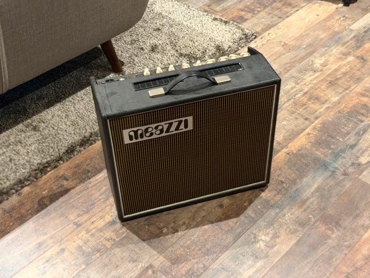 Ampli guitare Meazzi, Musique & Instruments, Amplis | Basse & Guitare, Comme neuf, Guitare, Enlèvement