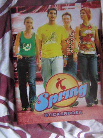 Spring stickerboek:12 originele stickerbladen+ alle stickers beschikbaar voor biedingen