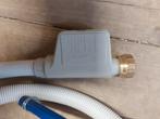 1 watertoevoerslang voor de vaatwasser, Ophalen