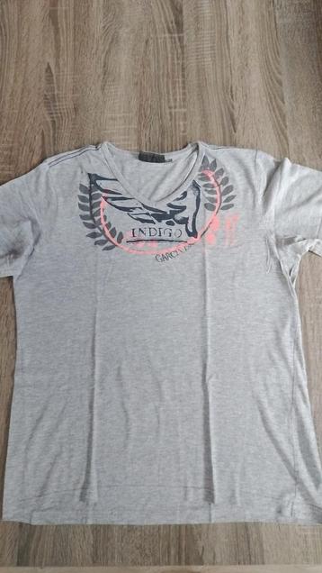 T-shirt S beschikbaar voor biedingen