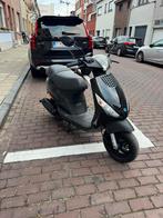 Piaggio zip 2t - B klasse, Fietsen en Brommers, Scooters | Piaggio, Ophalen, Zo goed als nieuw, Elektrisch, Zip