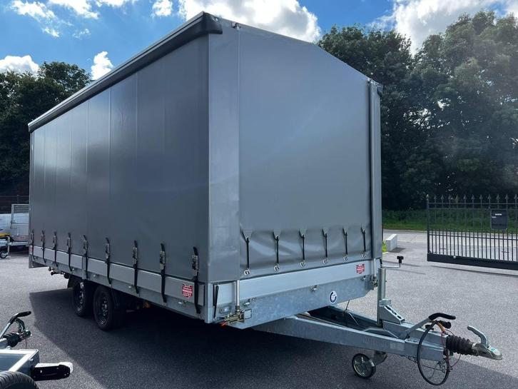 Plateauwagen Hapert Azure Oprijrampen en huif en schuifzeil, Zakelijke goederen, Landbouw | Werktuigen, Ophalen