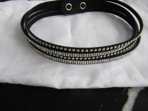 Choker, korte passende ketting rond de hals met 2 standen, Handtassen en Accessoires, Kettingen, Zo goed als nieuw, Steen of Mineraal