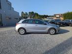 Hyundai i30 1.0 T-GDI | CAMERA | CARPLAY | DAB | LANE ASSIST, Voorwielaandrijving, Stof, Gebruikt, USB
