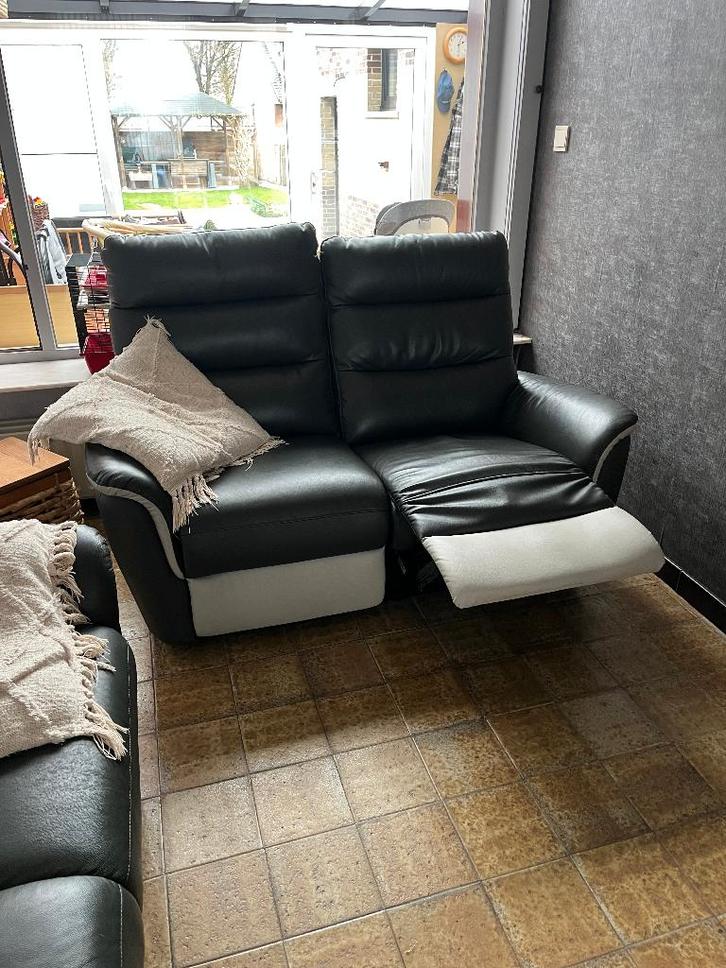 Salon voor de rappe, Huis en Inrichting, Fauteuils, Zo goed als nieuw, Leer, Ophalen