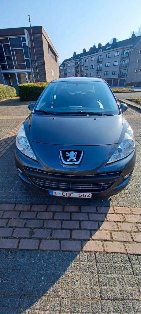 Peugeot 207 1.4 essence avec climatisation, Autos, Peugeot, Particulier, Essence, Euro 5, Enlèvement
