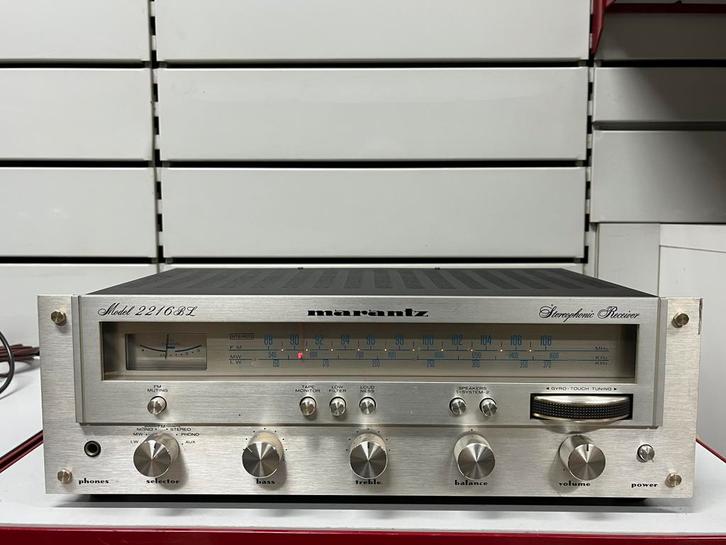 Marantz 2216BL tuner et ampli stéréo vintage - 70s, TV, Hi-fi & Vidéo, Chaîne Hi-fi, Utilisé, Tuner ou Radio, Haut-parleurs, Enlèvement
