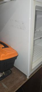 Tafel model diepvriezer werk perfect maar is niet nieuw, Congélateur, Enlèvement, Utilisé, 60 à 90 cm