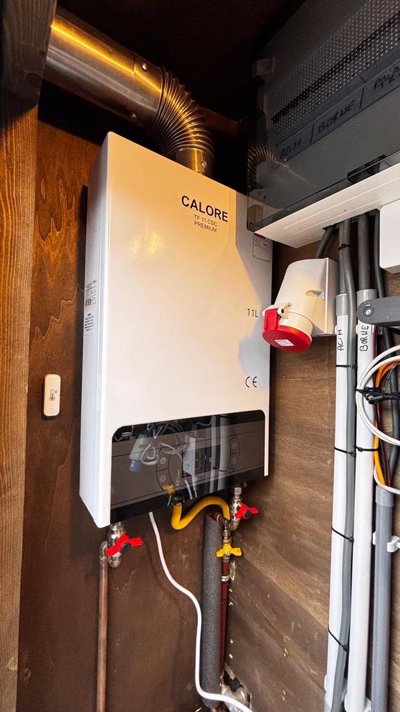 Tiny house - Chaudière + taque 2 feux, Electroménager, Tables de cuisson, Enlèvement