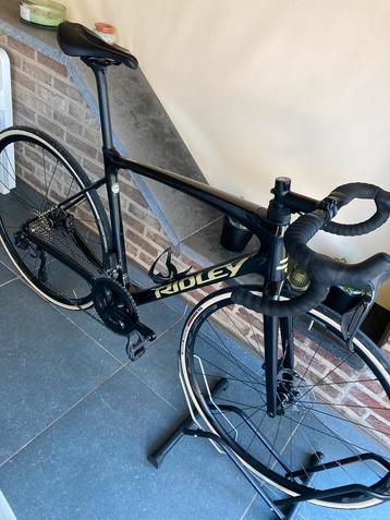 Ridley Fenix SLIC di2 12spd in supermooie staat! beschikbaar voor biedingen
