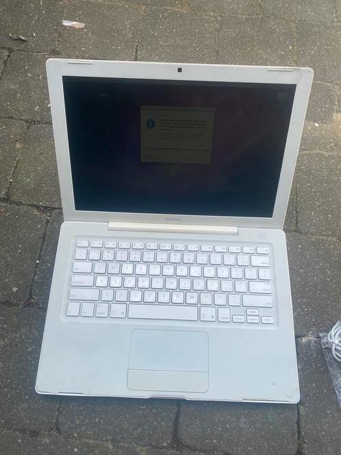 🟩’APPLE MACBOOK’ White-/MAC OS XSnow-/Intel GMA950-/Qwerty, Computers en Software, Chromebooks, Zo goed als nieuw, Qwerty, Ophalen of Verzenden