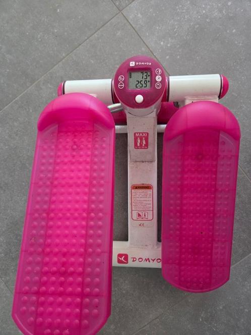 Domyos stepper, Sport en Fitness, Fitnessapparatuur, Zo goed als nieuw, Benen, Ophalen