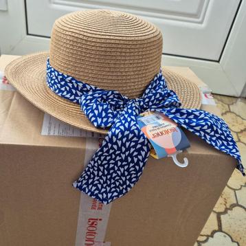 Isotoner Chapeau Femme canotier Foulard cœurs  beschikbaar voor biedingen