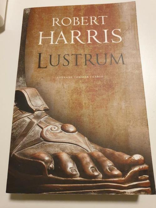 Robert Harris - Lustrum, Boeken, Historische romans, Zo goed als nieuw, Ophalen of Verzenden