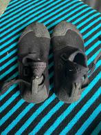 Surfboots / surfshoes neopreen, Watersport en Boten, Golfsurfen, Ophalen, Zo goed als nieuw