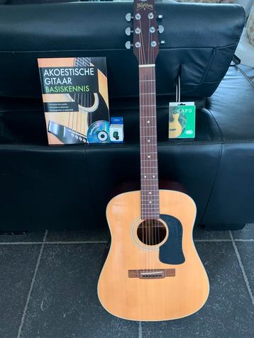 Akoestische GITAAR WASHBURN beschikbaar voor biedingen