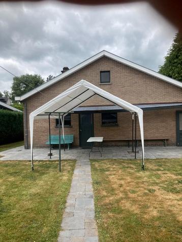 Partytent beschikbaar voor biedingen