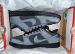 Nike dunk low cyber reflective EU44, Comme neuf, Baskets, Noir, Envoi