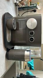 Nespresso Magimix Expert & Milk, Elektronische apparatuur, Koffiezetapparaten, Ophalen, Koffiemachine, Zo goed als nieuw, Koffiepads en cups