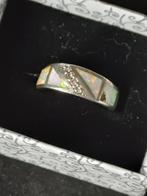 Mooie zilveren ring met opaal, Handtassen en Accessoires, Ringen, Ophalen, Gebruikt, Zilver