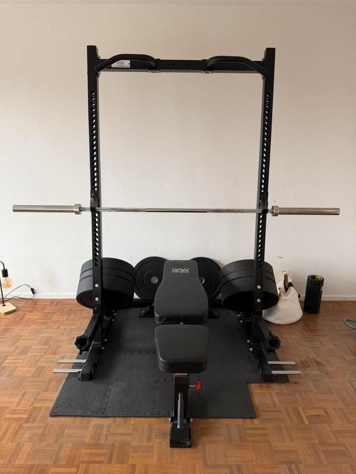 Squat rek, bench, barbell, gewichten, Sport en Fitness, Fitnessmaterialen, Zo goed als nieuw, Ophalen