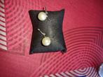 nr 12 oorbellen, Handtassen en Accessoires, Oorbellen, Hangers, Beige, Nieuw, Ophalen of Verzenden
