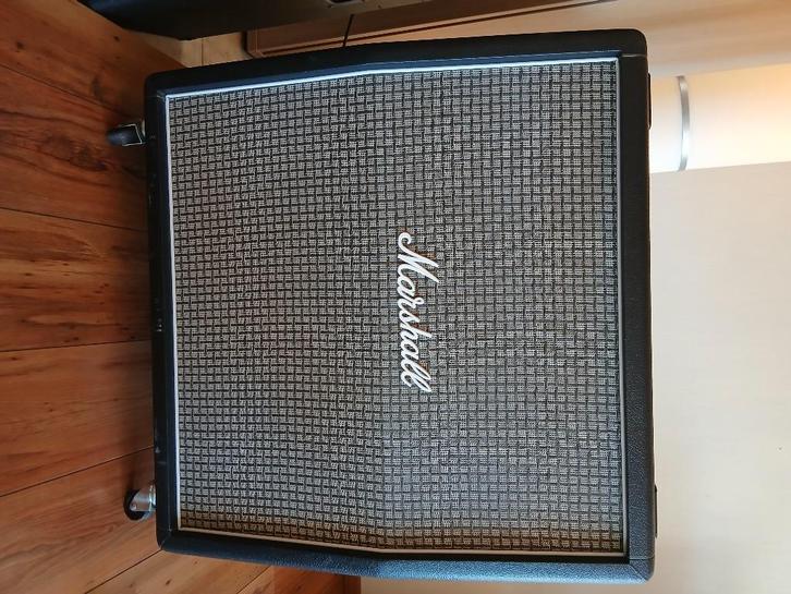 Marshall 1960ax met Celestion V30's, Muziek en Instrumenten, Versterkers | Bas en Gitaar, Gebruikt, Gitaar, 50 tot 100 watt, Ophalen