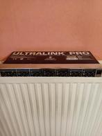 Behringer MX882, Audio, Tv en Foto, Professionele apparaten, Ophalen, Gebruikt, Audio