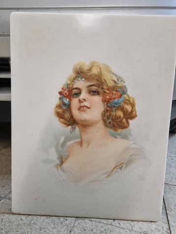 Plaques en Opaline Art Nouveau