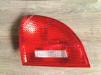 PANNEAU ARRIÈRE GAUCHE AVEC LAMPE Kia Venga (924051P000), Utilisé, Kia