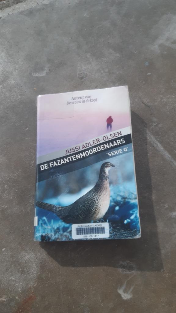 boek de fazantenmoordenaars serie Q, Boeken, Thrillers, Zo goed als nieuw, Nederland, Ophalen of Verzenden