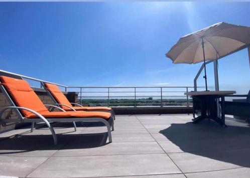 Penthouse te koop in Oostende, Immo, Buitenverblijven te koop, Oostende, Appartement