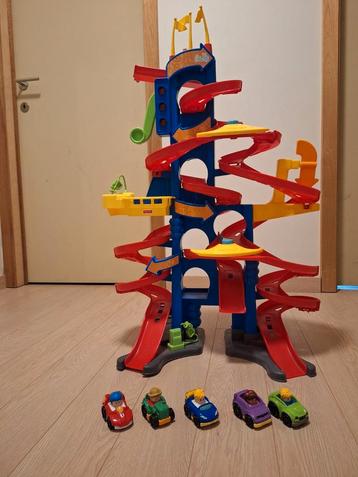 Fisher price racebaan beschikbaar voor biedingen