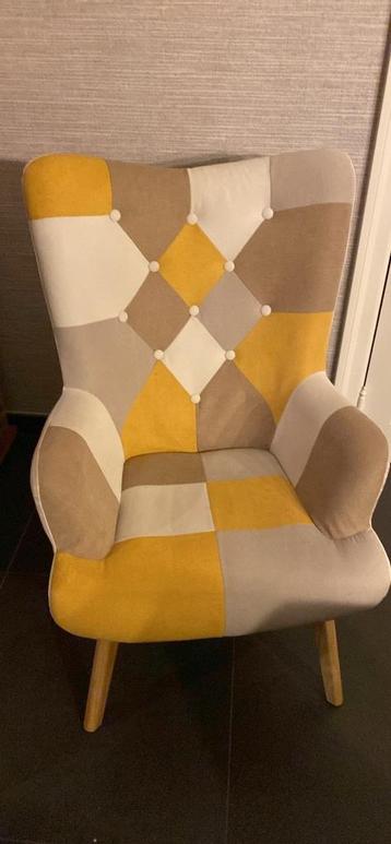 Mooie zetel fauteuille beschikbaar voor biedingen