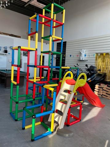 Quadro klimrek klimtoren pyramide beschikbaar voor biedingen