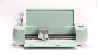 Cricut Explore Air 2 – zo goed als nieuw – weinig gebruikt beschikbaar voor biedingen
