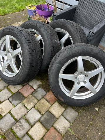 Hyundai tucson 17 inch velgen  beschikbaar voor biedingen