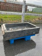 2 stuks : oude arduinen pompsteen of wasbak, Ophalen